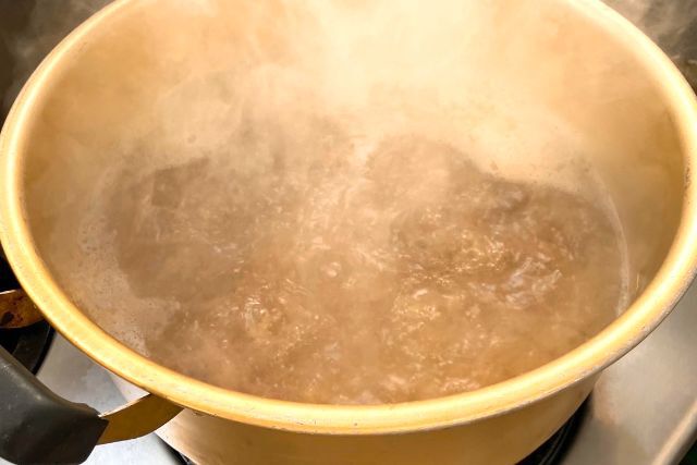 一つ一つ丁寧に手作り